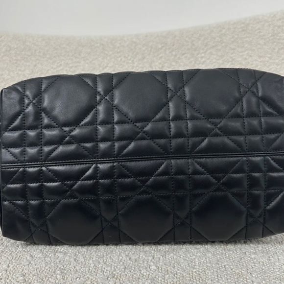 Authentic DIOR Medium Dior Toujours Bag Black Macrocannage Calfskin - Picture 11 of 14